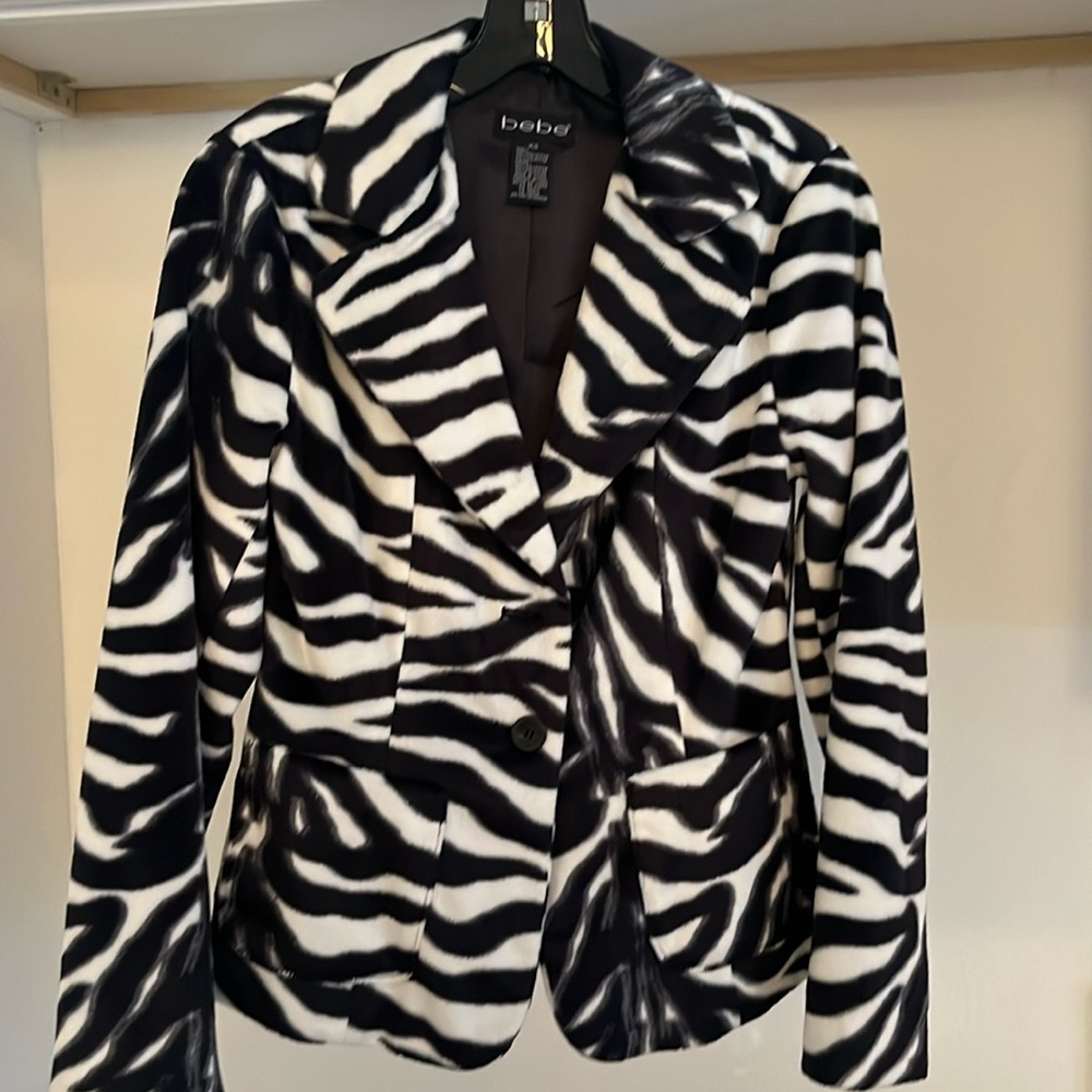 Black and white animal print blazer